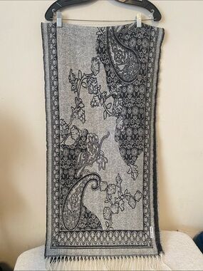 Anne Klein Black & Gray Paisley Fringe Scarf